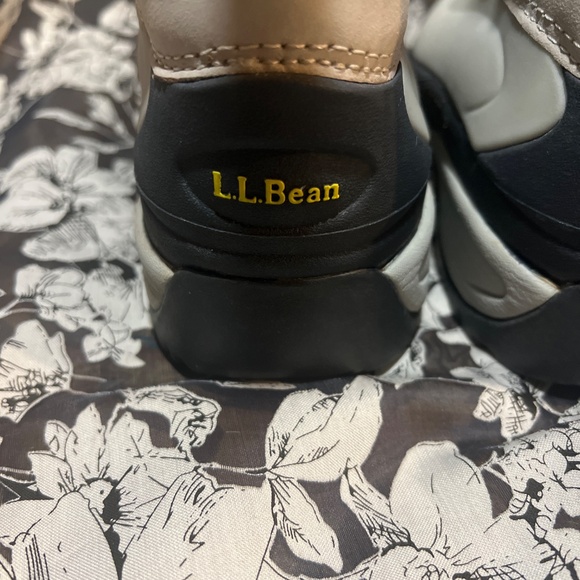 L L Bean Primaloft Winter/Hiking Boots - Picture 10 of 16